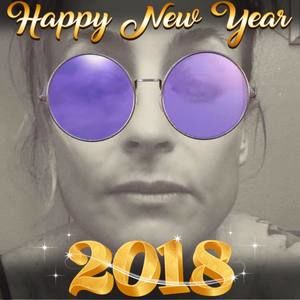 Meet your Posher, Dina